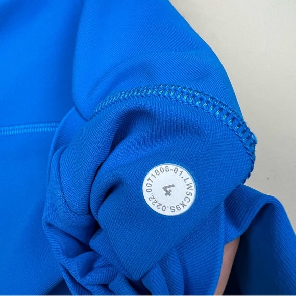 Lululemon Swift Speed High-Rise Tight 28"
Poolside 4 Blue - Picture 10 of 10